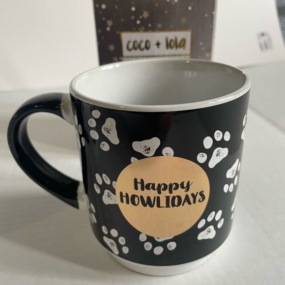 Coco + Lola mugs Deck The Paws And Happy Howlidays - Picture 4 of 4